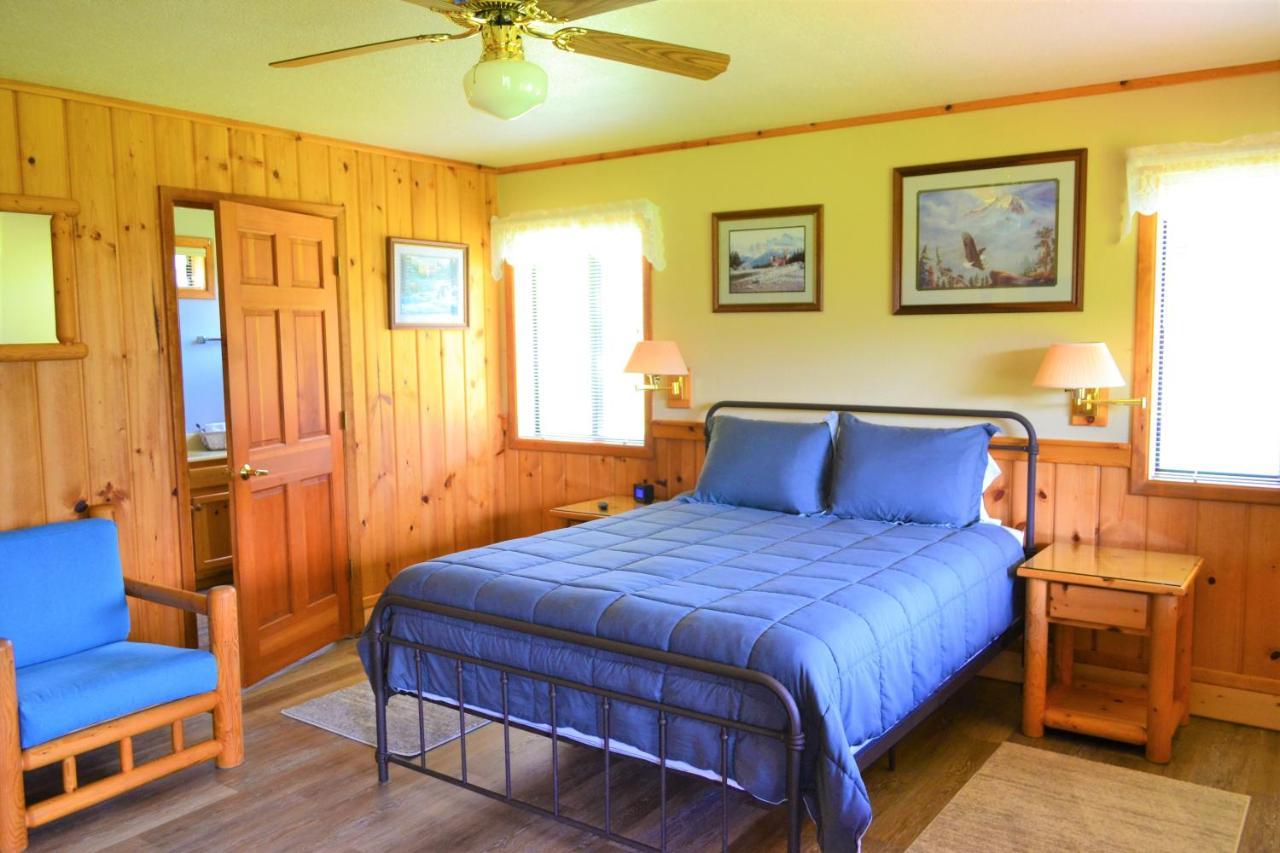 Vila Twin Peaks Guest Ranch Salmon Exteriér fotografie